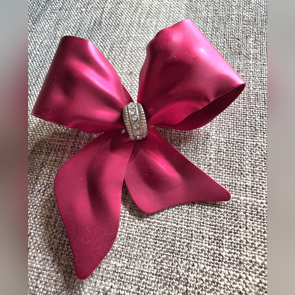 Red Christmas Bow Brooch with Rhinestone Accent - Picture 1 of 3